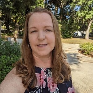 Meet your Posher, Stacy